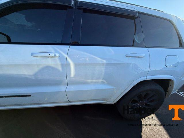 used 2016 Jeep Grand Cherokee car, priced at $12,871