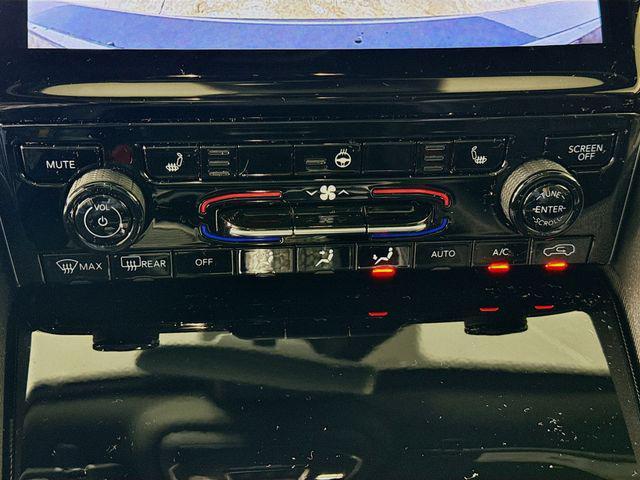 new 2025 Jeep Grand Cherokee L car, priced at $48,172