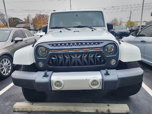 used 2014 Jeep Wrangler Unlimited car, priced at $13,895