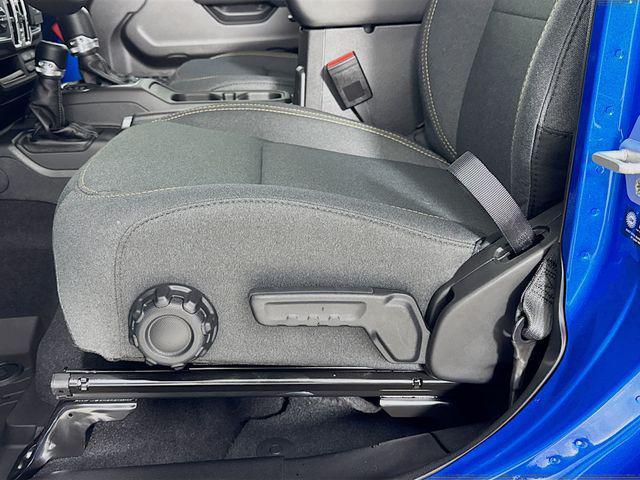 new 2025 Jeep Gladiator car, priced at $49,745