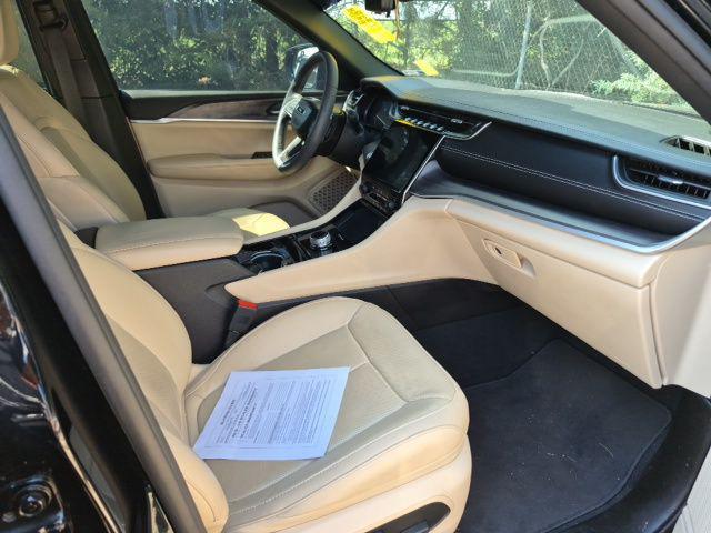 used 2023 Jeep Grand Cherokee car, priced at $30,933