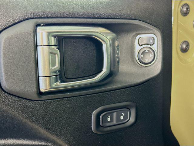 new 2025 Jeep Gladiator car, priced at $47,893