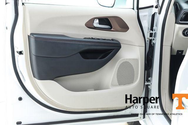 used 2018 Chrysler Pacifica car, priced at $10,401