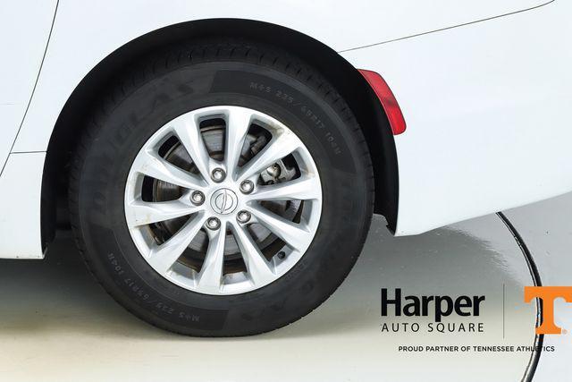 used 2018 Chrysler Pacifica car, priced at $10,401