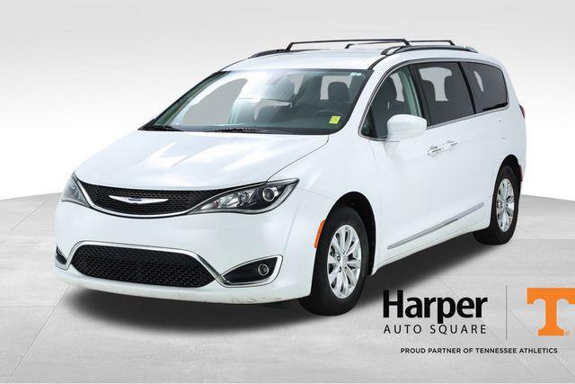 used 2018 Chrysler Pacifica car, priced at $10,419