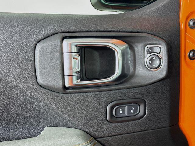 new 2025 Jeep Gladiator car, priced at $55,946
