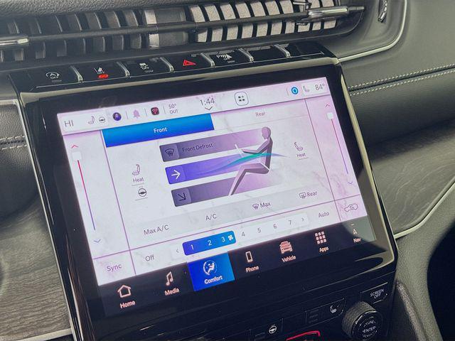 new 2025 Jeep Grand Cherokee L car, priced at $48,172