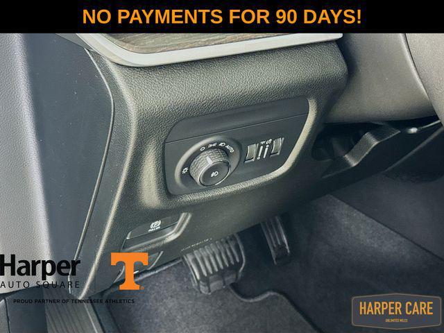 new 2025 Jeep Grand Cherokee L car, priced at $48,172