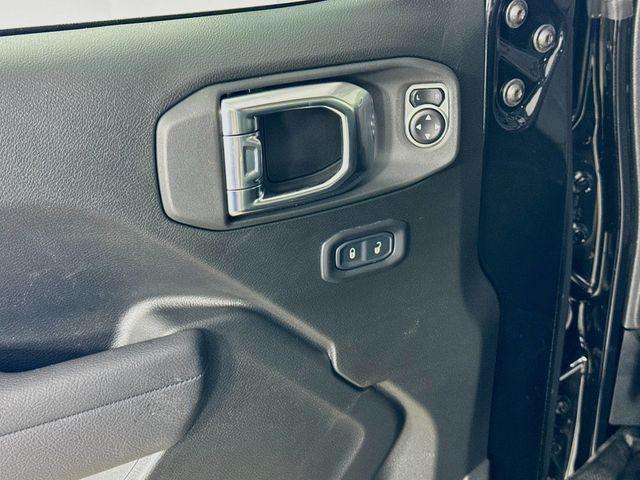 new 2025 Jeep Wrangler car, priced at $45,815