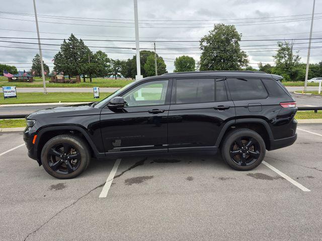 used 2022 Jeep Grand Cherokee L car, priced at $35,491