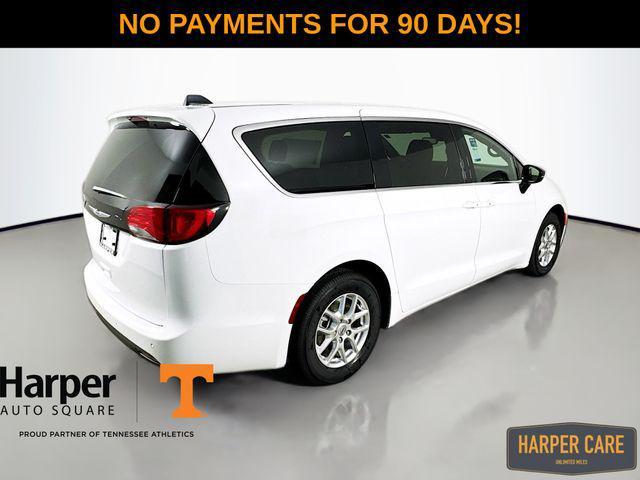 new 2025 Chrysler Voyager car, priced at $39,601