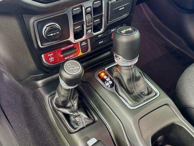 new 2025 Jeep Wrangler car, priced at $55,637