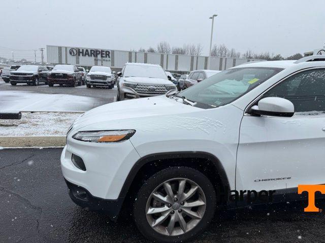 used 2016 Jeep Cherokee car, priced at $10,274