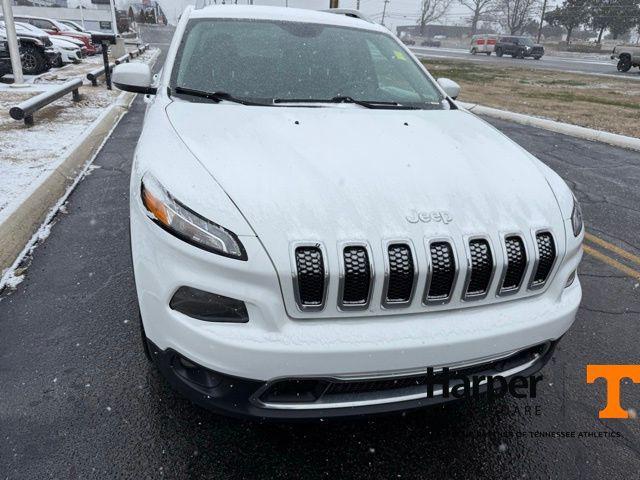 used 2016 Jeep Cherokee car, priced at $10,274