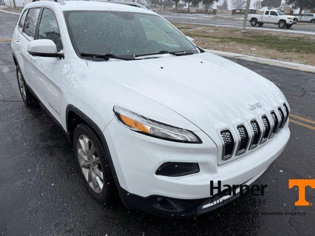 used 2016 Jeep Cherokee car, priced at $10,274