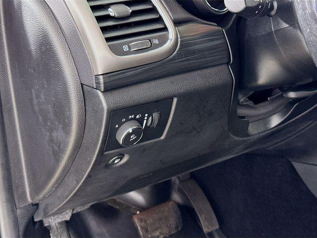 used 2020 Jeep Grand Cherokee car, priced at $18,994