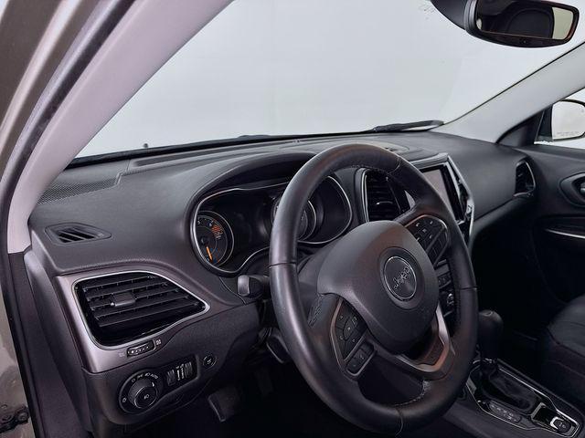 used 2019 Jeep Cherokee car, priced at $15,487