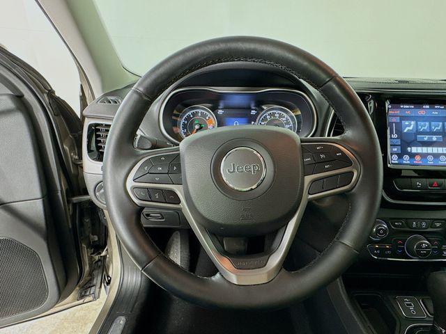 used 2019 Jeep Cherokee car, priced at $15,487