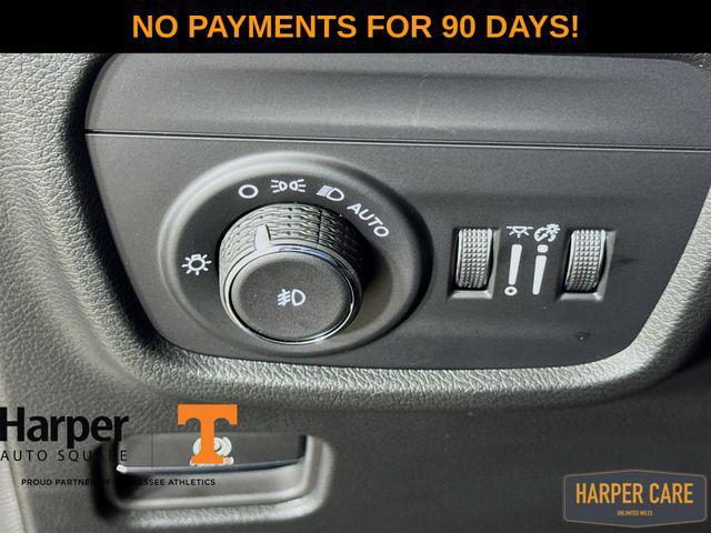 new 2025 Jeep Grand Cherokee car, priced at $49,106