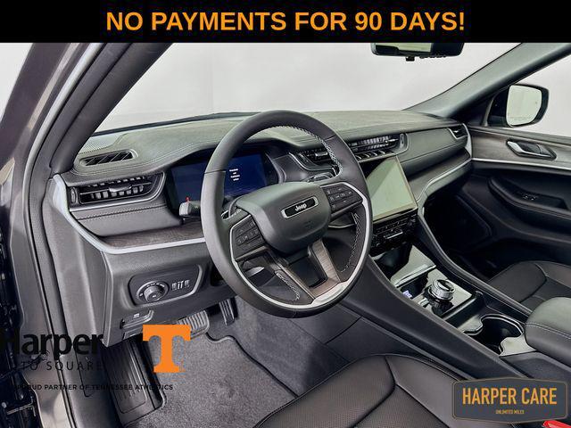 new 2025 Jeep Grand Cherokee car, priced at $49,106