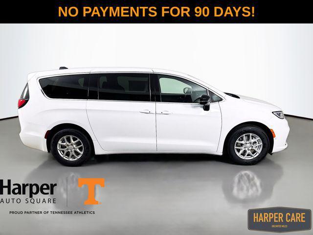 new 2026 Chrysler Pacifica car, priced at $43,261