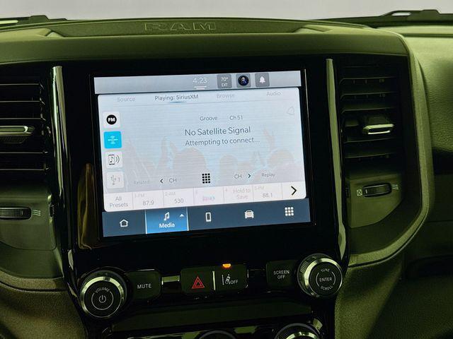 new 2025 Ram 1500 car, priced at $46,371