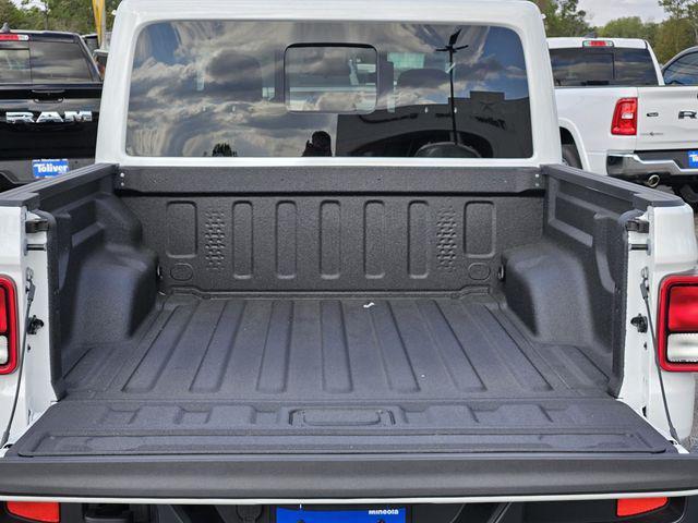 new 2024 Jeep Gladiator car, priced at $48,355