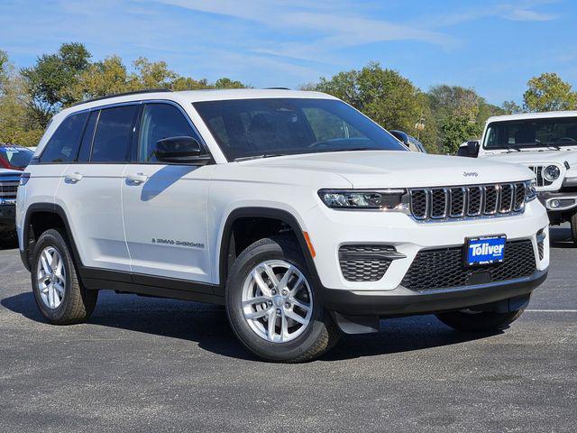 new 2025 Jeep Grand Cherokee car, priced at $39,875