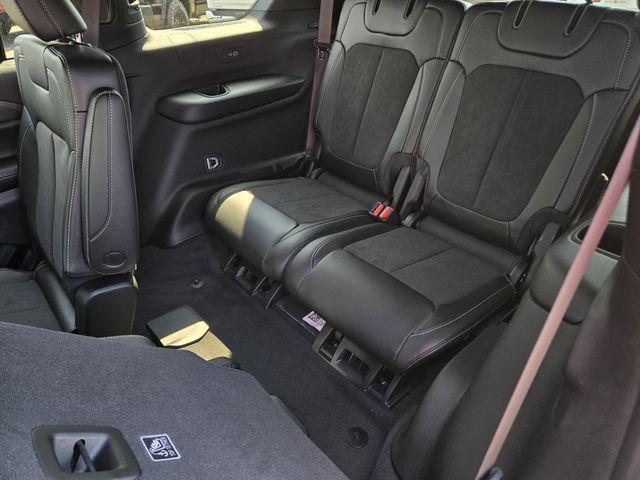 new 2025 Jeep Grand Cherokee L car, priced at $36,500