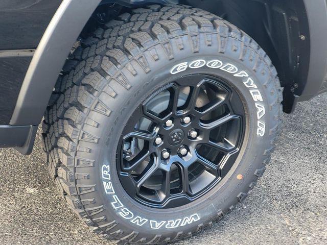 new 2025 Ram 1500 car, priced at $63,680