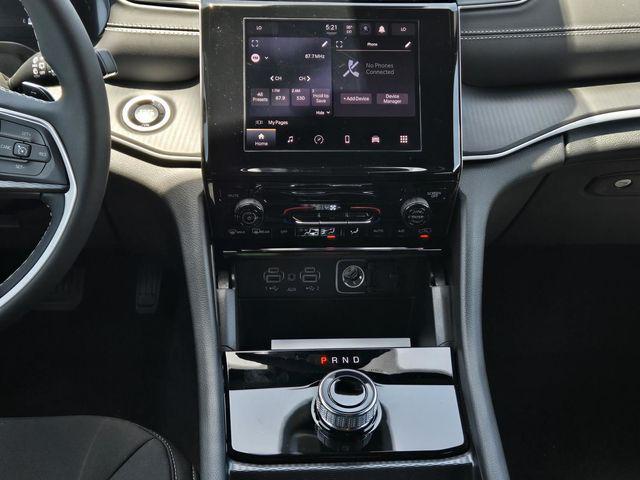 new 2025 Jeep Grand Cherokee L car, priced at $35,000