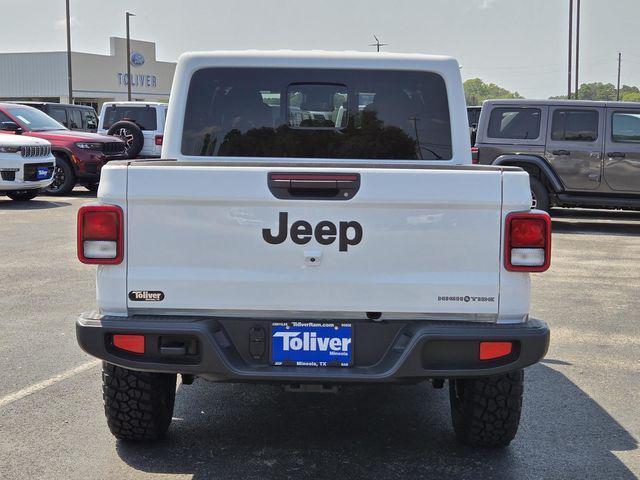 new 2025 Jeep Gladiator car, priced at $42,421
