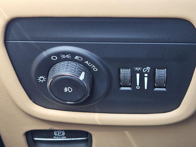 new 2025 Jeep Grand Cherokee L car, priced at $55,950