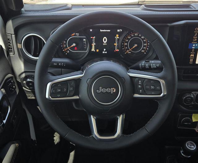 new 2025 Jeep Wrangler car, priced at $45,750