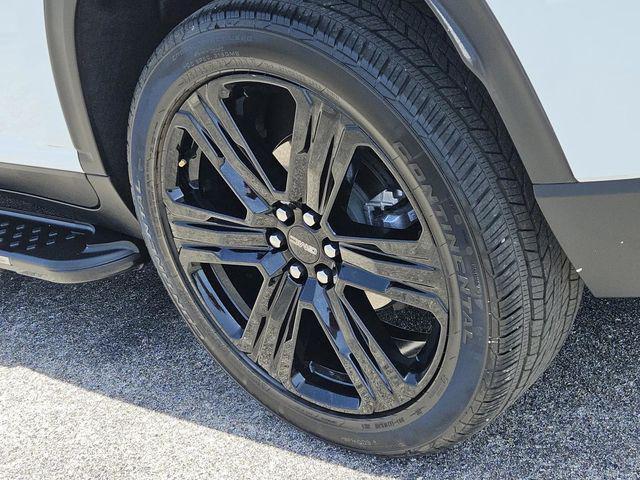 used 2025 GMC Acadia car, priced at $44,500