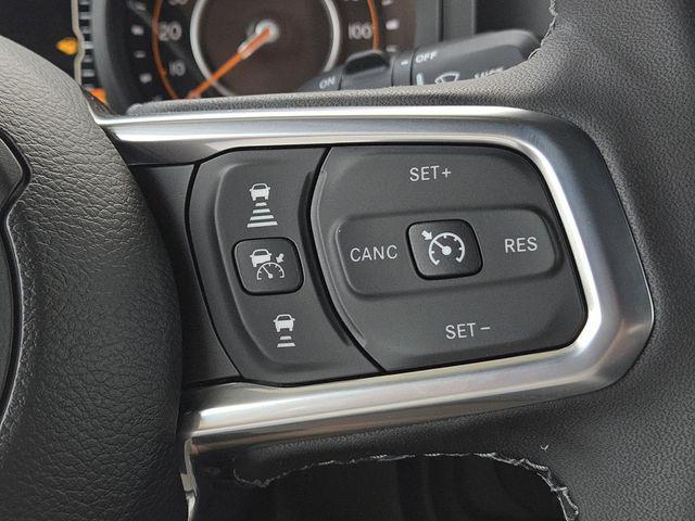 new 2025 Jeep Wrangler car, priced at $52,575