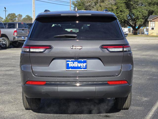 new 2025 Jeep Grand Cherokee L car, priced at $41,000