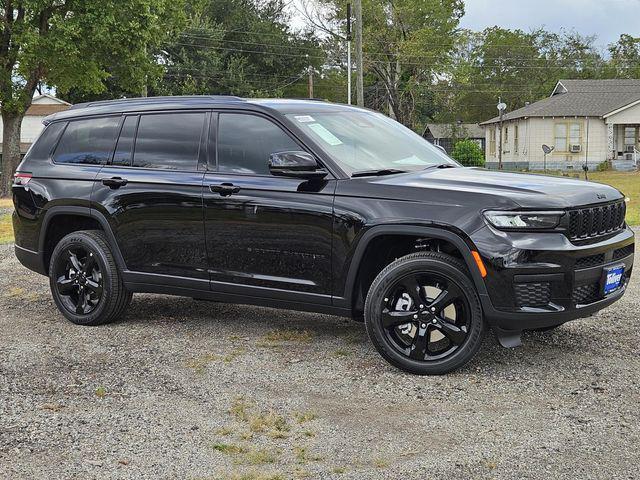 new 2024 Jeep Grand Cherokee L car, priced at $41,175