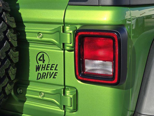 new 2025 Jeep Wrangler car, priced at $48,564