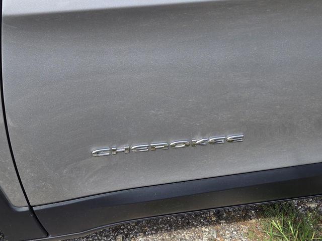 used 2021 Jeep Cherokee car, priced at $21,600