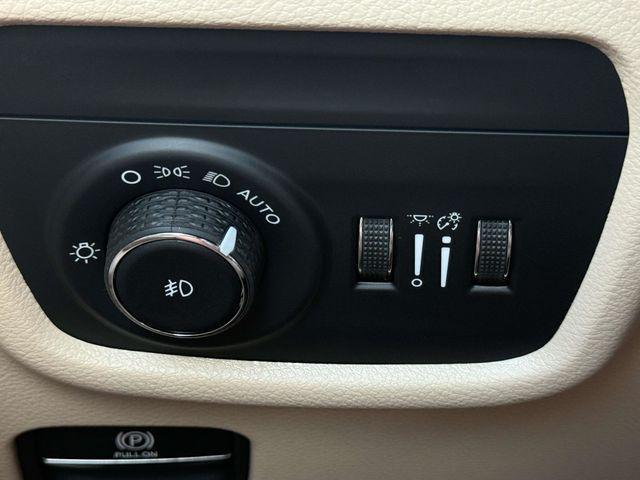 new 2025 Jeep Grand Cherokee L car, priced at $39,850