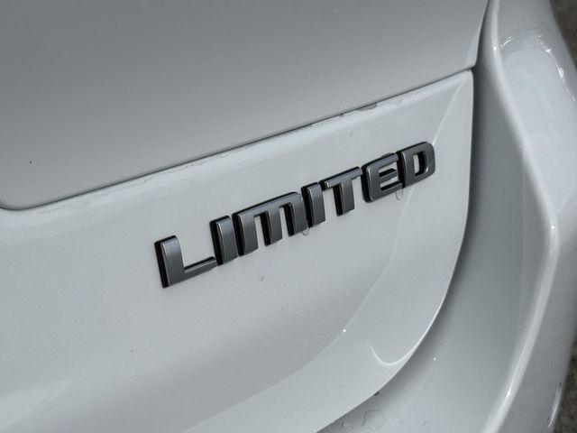 new 2025 Jeep Grand Cherokee L car, priced at $39,850