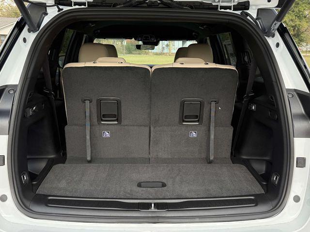 new 2025 Jeep Grand Cherokee L car, priced at $39,850