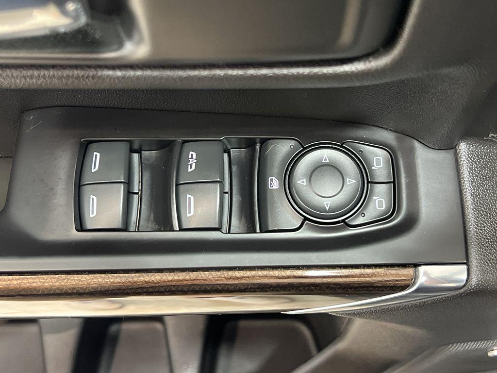 used 2021 Chevrolet Silverado 1500 car, priced at $42,985