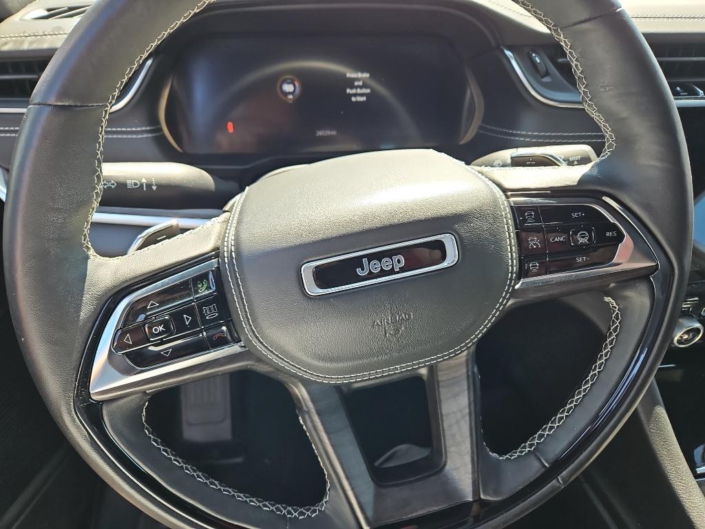 used 2023 Jeep Grand Cherokee car, priced at $42,995
