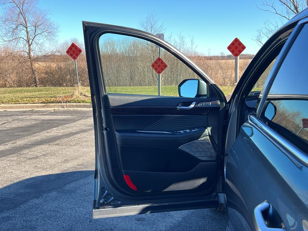 used 2024 Hyundai Palisade car, priced at $39,995