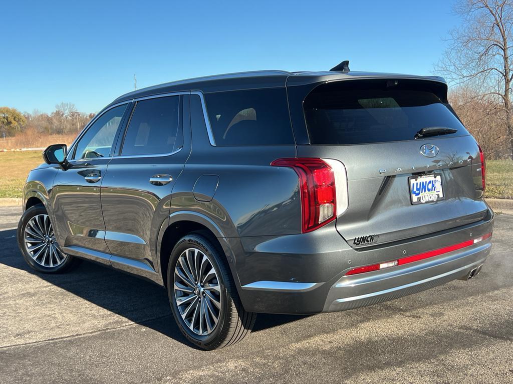 used 2024 Hyundai Palisade car, priced at $39,995
