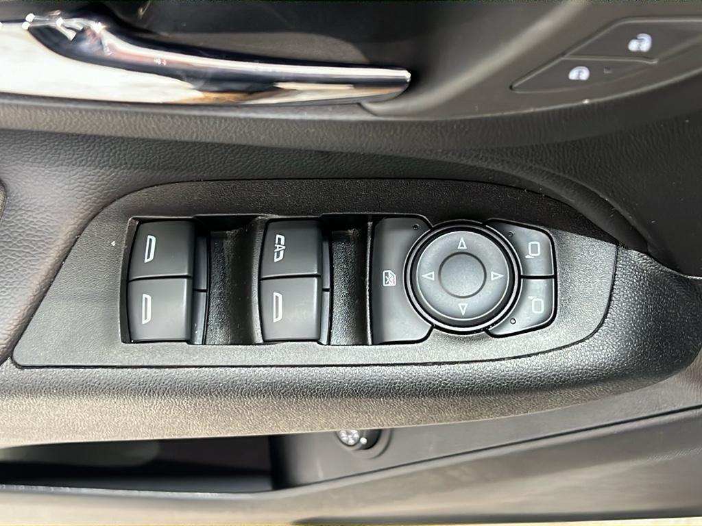 used 2022 Chevrolet Equinox car, priced at $26,195