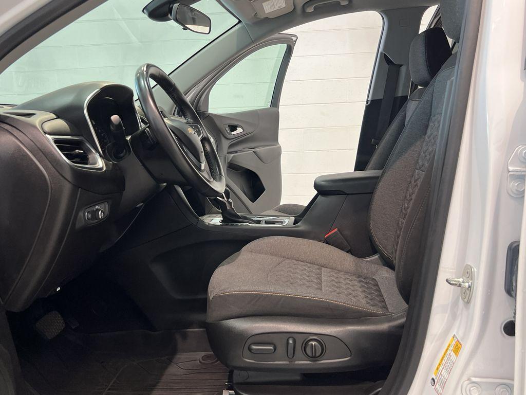 used 2022 Chevrolet Equinox car, priced at $24,995