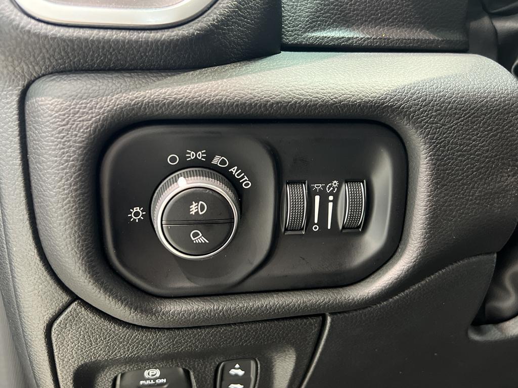 new 2025 Ram 1500 car, priced at $53,749